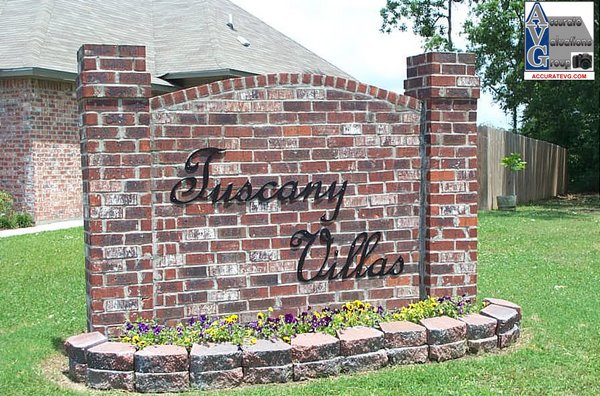 Tuscany Villas Subdivision Entrance Sign Baton Rouge LA 70817